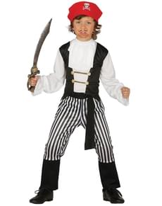 Pirate of the Seas asu pojalle